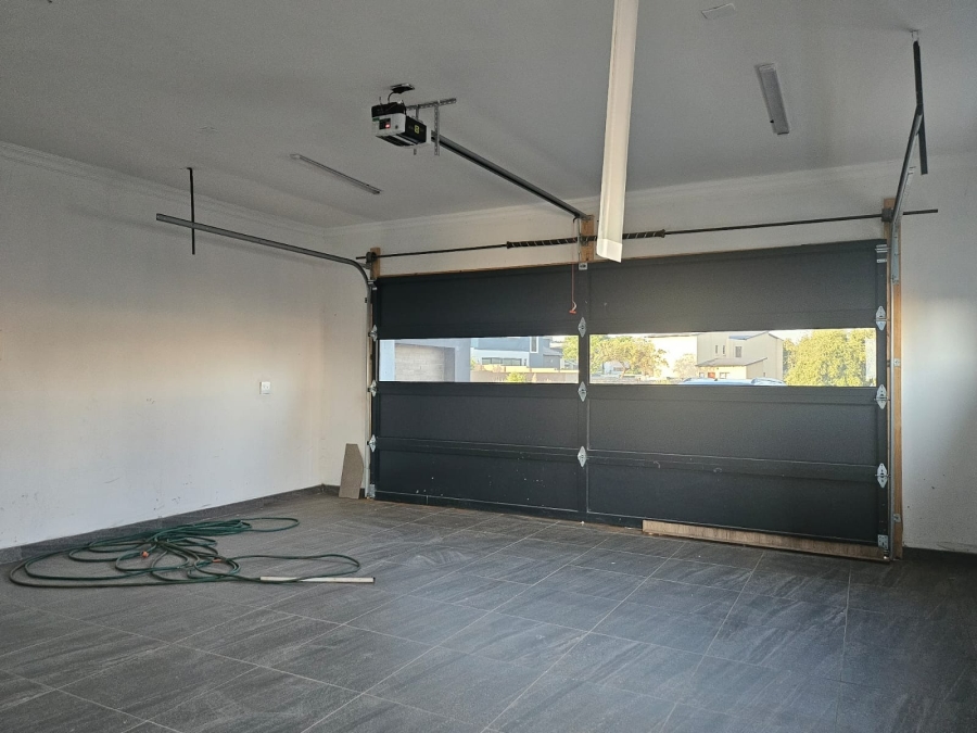 7 Bedroom Property for Sale in Melodie North West
